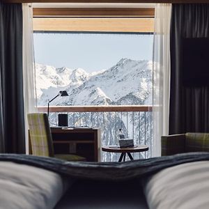 Panorama room North or East